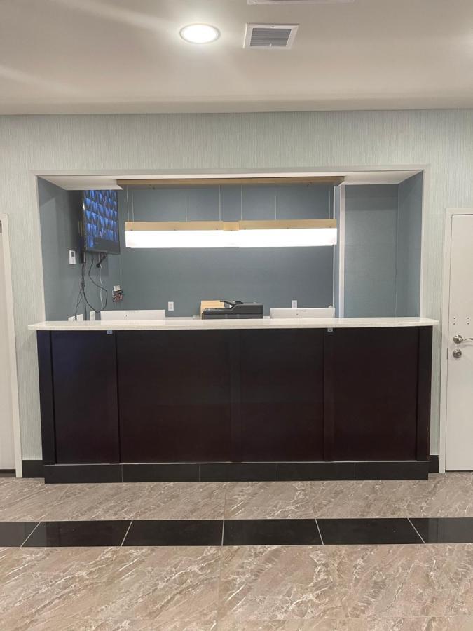 Magna Hotel Jfk Airtrain นิวยอร์ก ภายนอก รูปภาพ